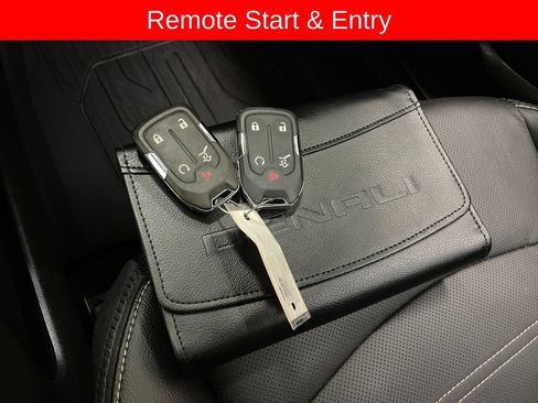 Certified 2024 GMC Terrain Denali w/ Denali Premium Package AWD/4WD image 8