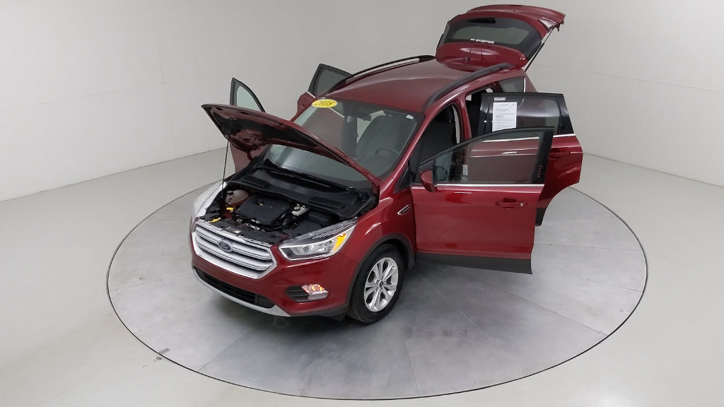 Certified 2018 Ford Escape SE FWD image 53
