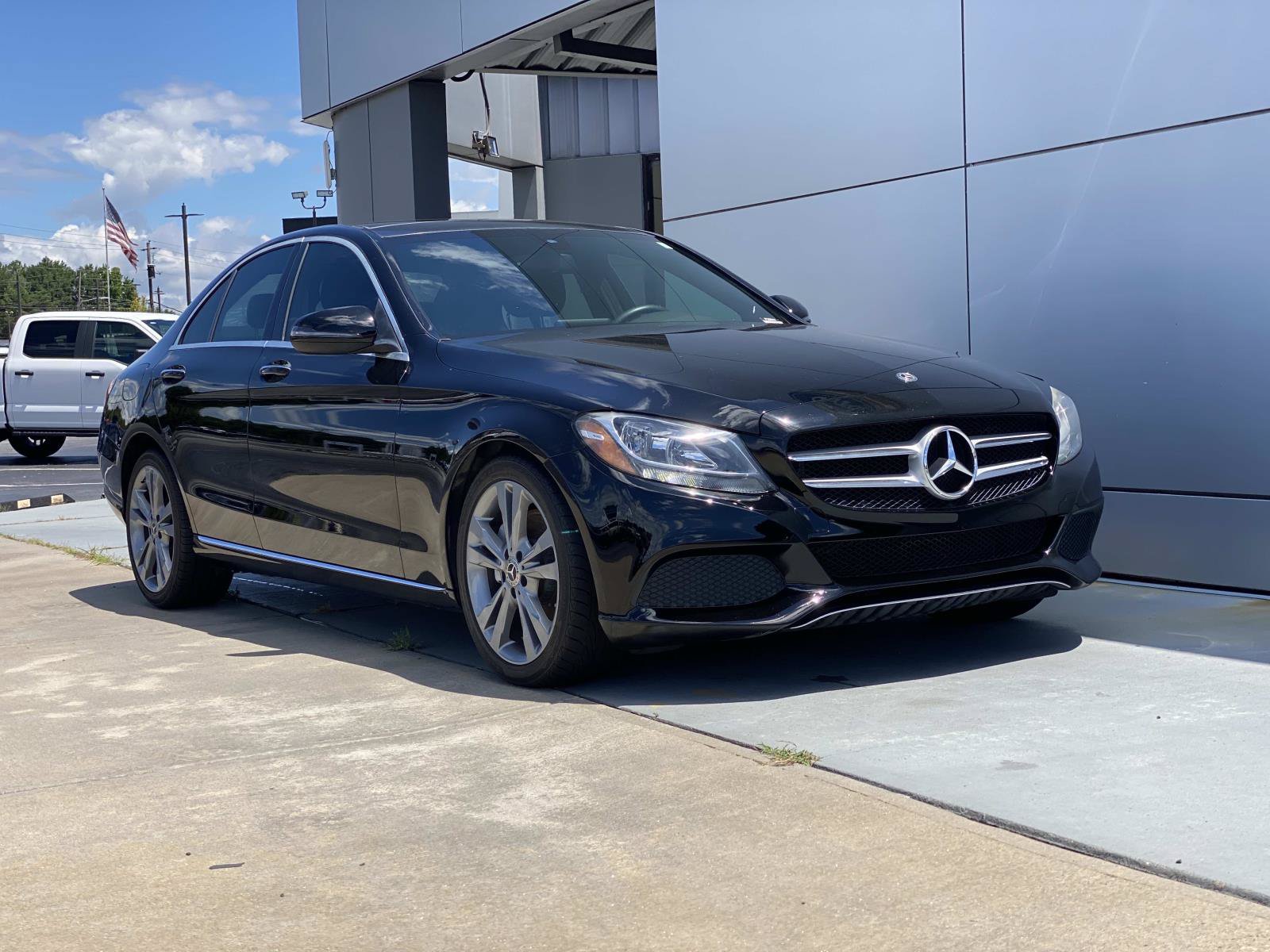 Used 2018 Mercedes-Benz C 300 Sedan image 2