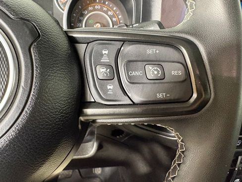 Used 2025 Jeep Wrangler Unlimited Sport AWD/4WD image 24