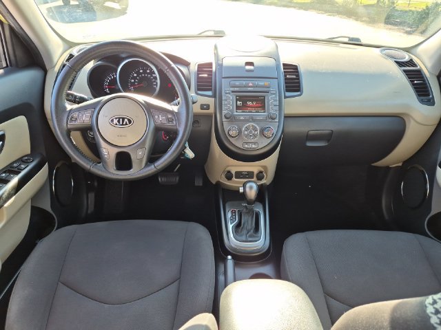 Used 2012 Kia Soul ! FWD image 29
