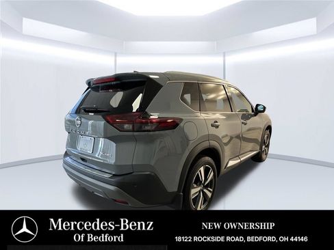 Used 2021 Nissan Rogue SL AWD/4WD image 7