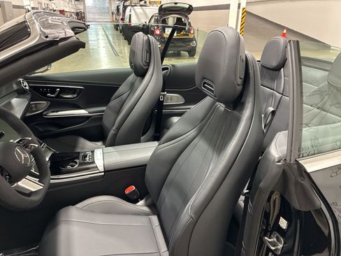 New 2026 Mercedes-Benz CLE 300 4MATIC Cabriolet image 9