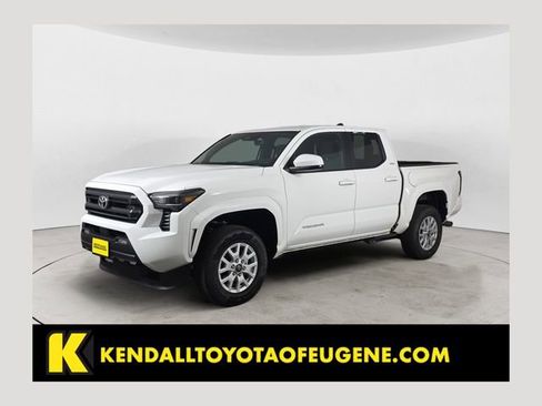 Certified 2025 Toyota Tacoma SR5 w/ SR5 Upgrade Package AWD/4WD image 1