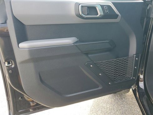 Used 2022 Ford Bronco 4-Door w/ Sasquatch Package image 8