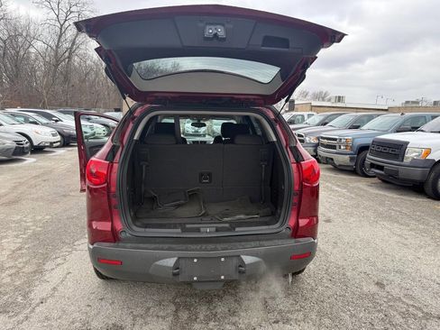 Used 2011 Chevrolet Traverse LT w/ Personal Connectivity Package image 17