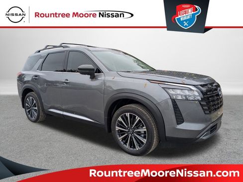 New 2026 Nissan Pathfinder Platinum FWD image 1