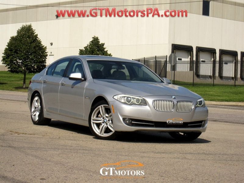 Used 2013 BMW 550i Sedan RWD image 1