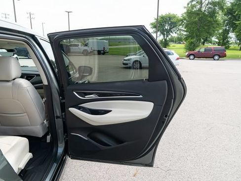 Used 2024 Buick Enclave Essence w/ Experience Buick Package FWD image 15