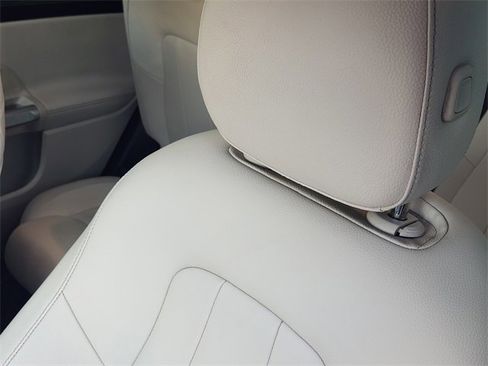 Used 2021 Mercedes-Benz GLB 250 image 20