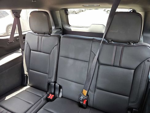 Used 2024 Chevrolet Suburban RST w/ Luxury Package AWD/4WD image 11
