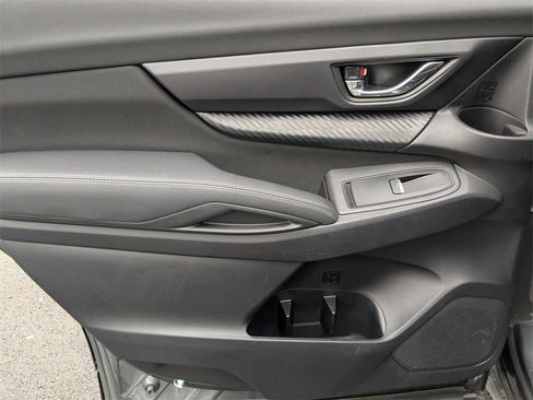 Used 2025 Subaru Ascent Premium image 30