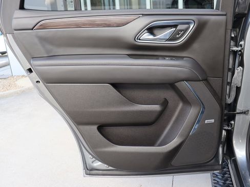 Used 2021 Chevrolet Tahoe Z71 image 45