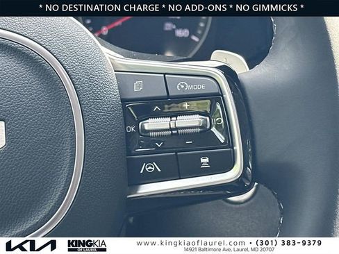 Used 2024 Kia Sorento EX w/ Panoramic Sunroof Package AWD/4WD image 8