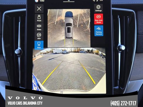 New 2026 Volvo XC90 B6 Plus w/ Protection Package Premier image 17