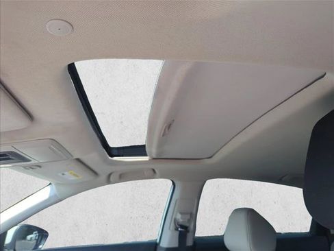 Used 2023 Honda Accord EX image 18
