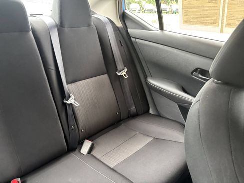 Used 2025 Nissan Sentra SV FWD image 37