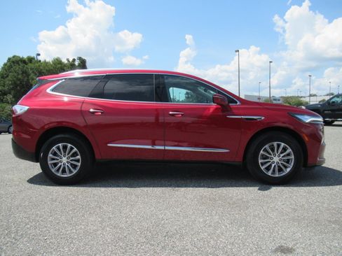Used 2022 Buick Enclave Premium w/ Trailering Package, 5000 lbs. FWD image 2