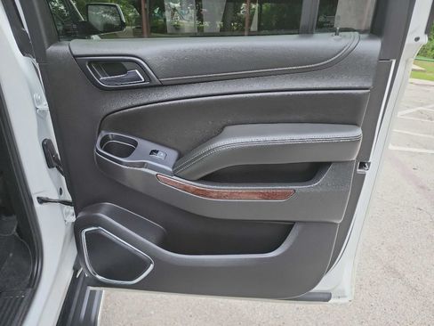 Used 2020 GMC Yukon XL SLE w/ SLE Value Package RWD image 39