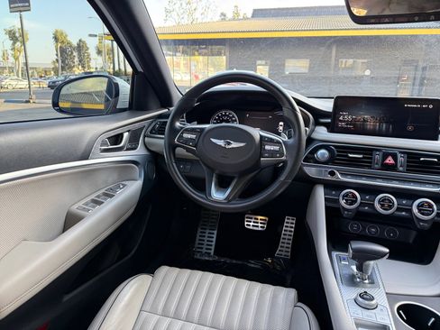 Used 2023 Genesis G70 2.0T w/ Sport Prestige Package image 22