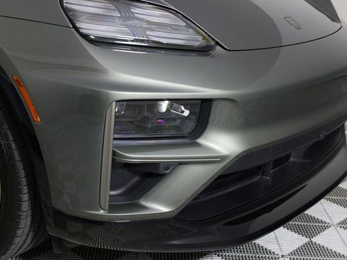 Used 2025 Porsche Macan Turbo Electric image 48