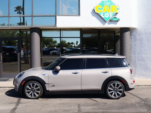 Used 2022 MINI Cooper Clubman S image 16