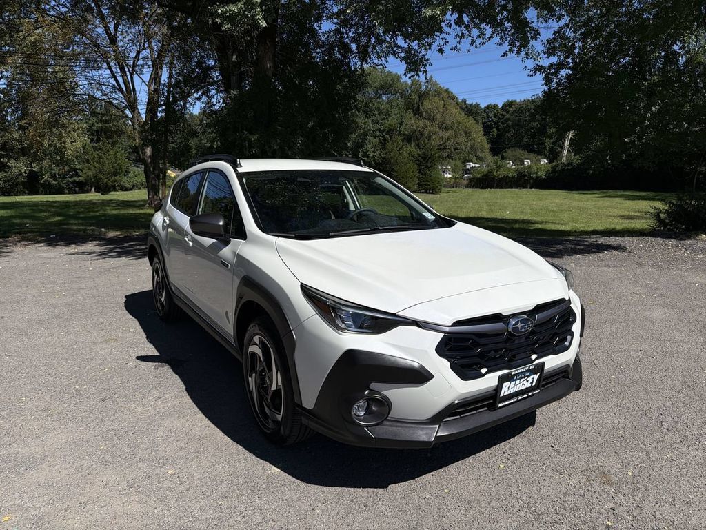 Used 2026 Subaru Crosstrek 2.5i Limited AWD/4WD image 2