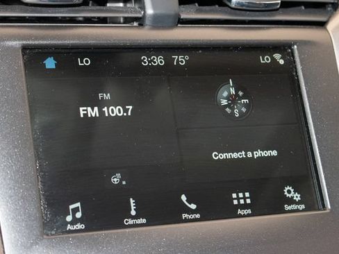 Used 2018 Ford Fusion SE w/ Fusion SE Technology Package FWD image 28