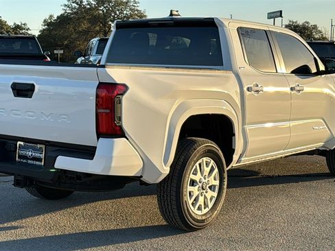 New 2026 Toyota Tacoma SR5 image 9