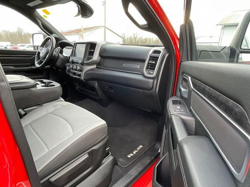 Used 2024 RAM 2500 Big Horn w/ Bed Utility Group image 21