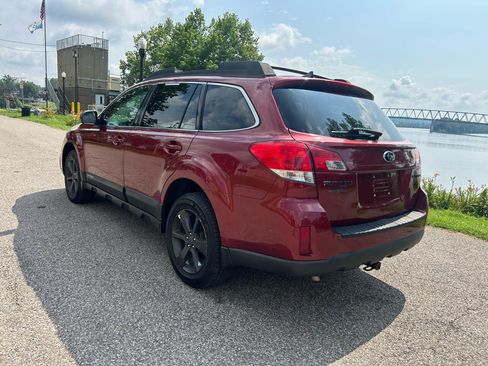 Used 2014 Subaru Outback 2.5i Premium AWD/4WD image 3