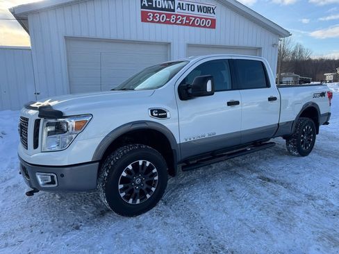 Used 2017 Nissan Titan PRO-4X image 1