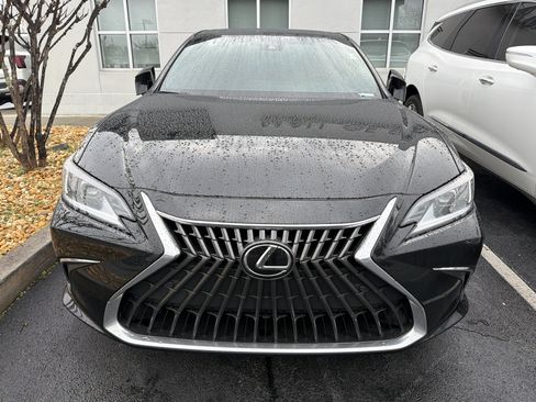 Used 2024 Lexus ES 350 w/ Premium Package image 2