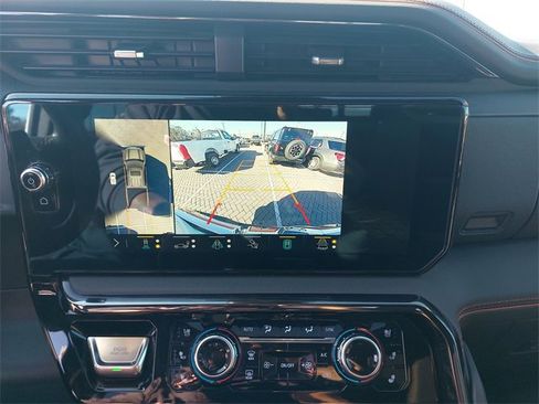 Used 2023 GMC Sierra 1500 AT4 w/ AT4 Premium Package image 22