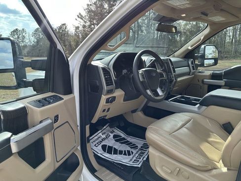 Used 2020 Ford F250 Lariat w/ Lariat Ultimate Package image 11