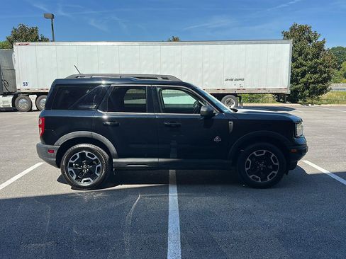Certified 2023 Ford Bronco Sport Outer Banks w/ Tech Package AWD/4WD image 6