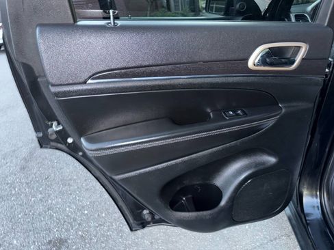 Used 2014 Jeep Grand Cherokee Limited AWD/4WD image 45