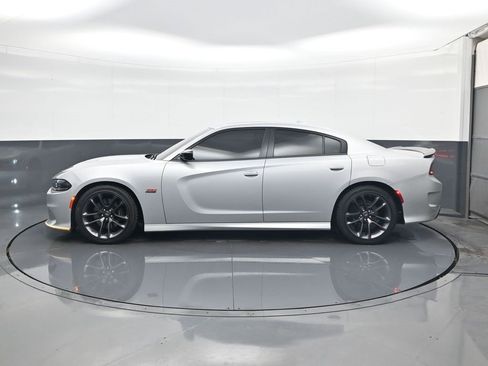 Used 2023 Dodge Charger Scat Pack w/ Navigation & Travel Group image 4