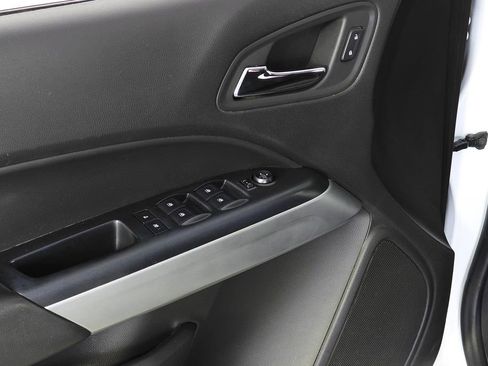 Used 2016 Chevrolet Colorado LT w/ LT Convenience Package AWD/4WD image 11