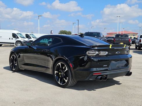 Used 2021 Chevrolet Camaro SS image 5