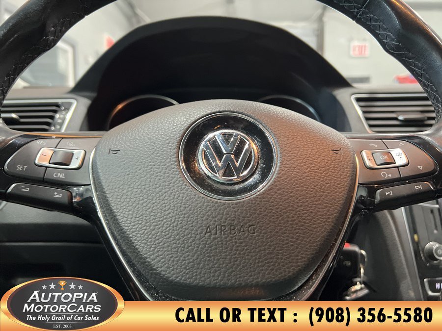 Used 2017 Volkswagen Passat 1.8T R-Line FWD image 26