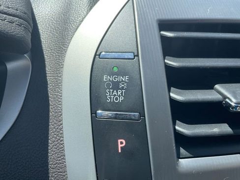 Used 2019 Lincoln MKZ Reserve FWD image 17