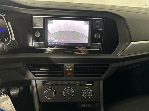 Used 2024 Volkswagen Jetta S image 22