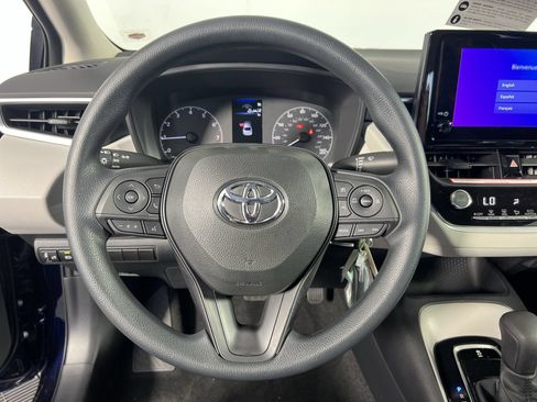 Used 2023 Toyota Corolla LE FWD image 10