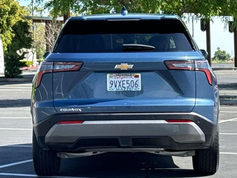 Used 2026 Chevrolet Equinox LT image 12