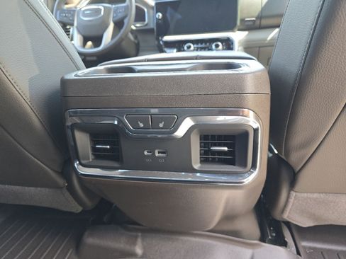 Used 2025 GMC Sierra 1500 Denali w/ Denali Reserve Package AWD/4WD image 31