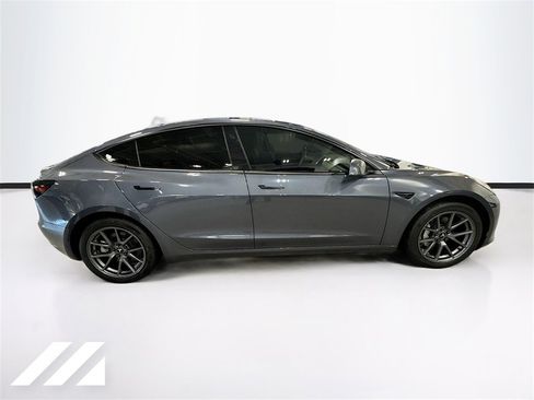 Used 2023 Tesla Model 3 Long Range image 4