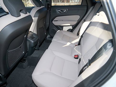 New 2026 Volvo XC60 B5 Plus w/ Protection Package Premier image 18