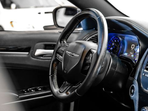 Used 2017 Chrysler 300 S w/ S Model Appearance Package RWD image 16