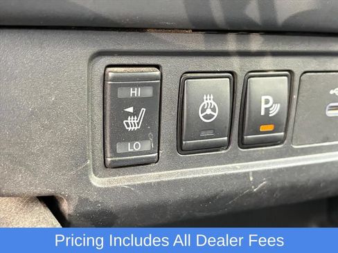 Used 2022 Nissan Frontier SV AWD/4WD image 13